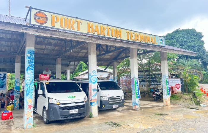 Terminal de autobuses y furgonetas de Port Barton